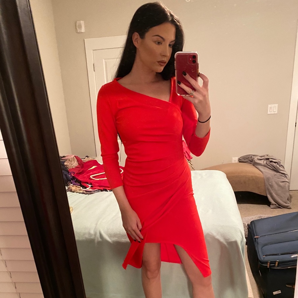 Bright dress 🌹